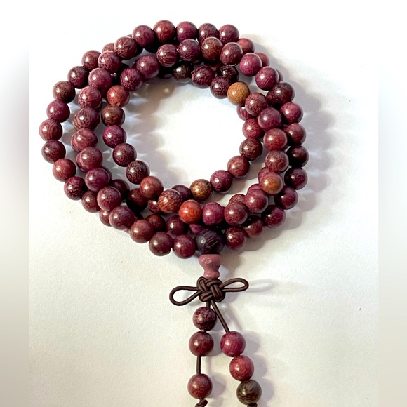 Sandalwood Purple Mala Beads Natural Wood 108 Beads - Picture 1 of 5
